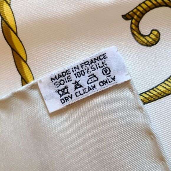 HERMÈS La Rèale-Vue du Carrosse de la Galère Silk Scarf - Picture 10 of 10